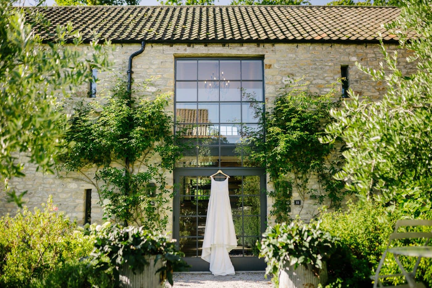 Middleton Lodge offers outside ceremony options on your big day unlike other wedding venues