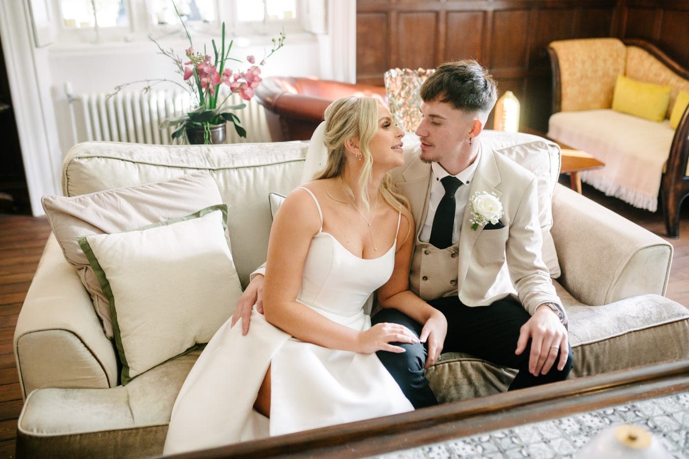 Woodborough hall wedding photographer