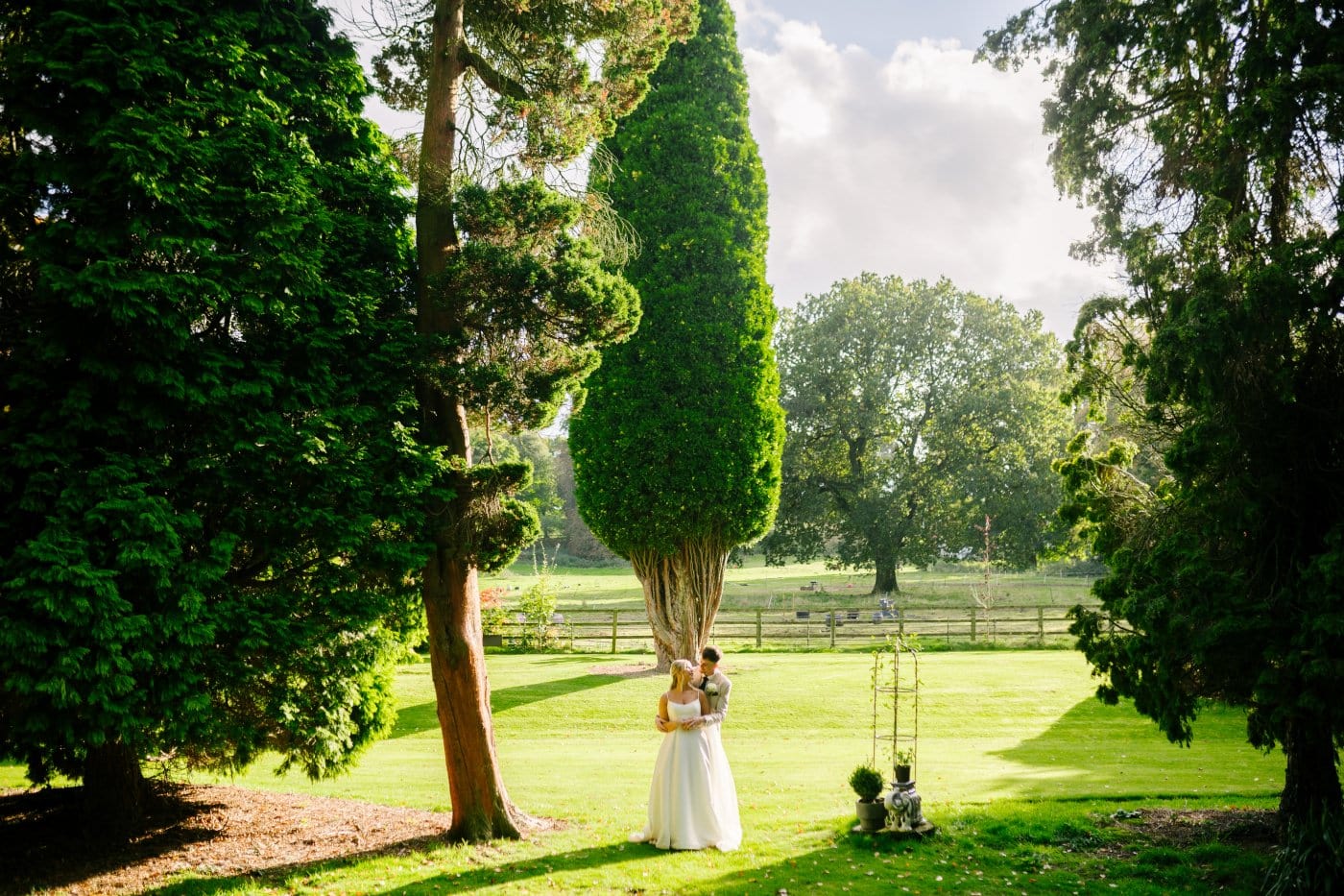 Woodborough hall wedding photographer